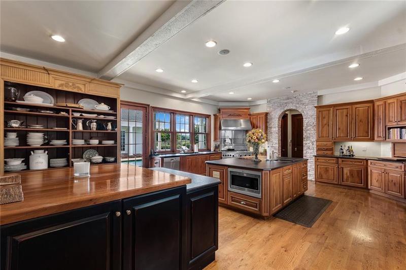 Image for property 211 Darby Road, Calhoun, GA 30701