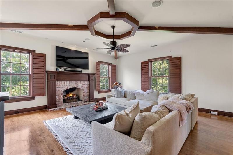 Image for property 211 Darby Road, Calhoun, GA 30701