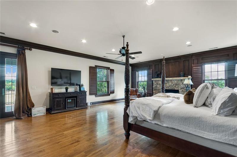 Image for property 211 Darby Road, Calhoun, GA 30701