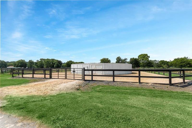 Image for property 211 Darby Road, Calhoun, GA 30701