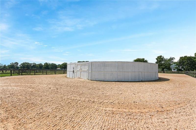 Image for property 211 Darby Road, Calhoun, GA 30701