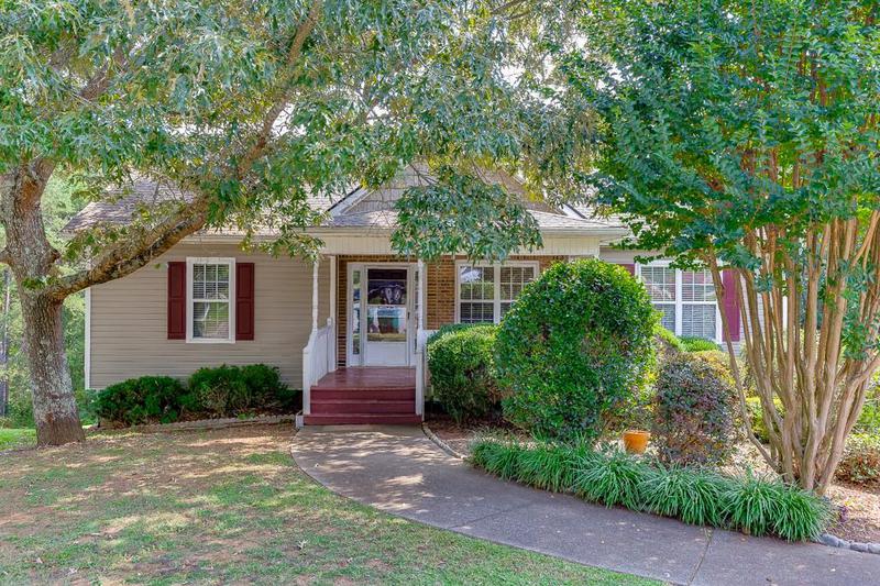Image for property 20 Mill View Court, Adairsville, GA 30103