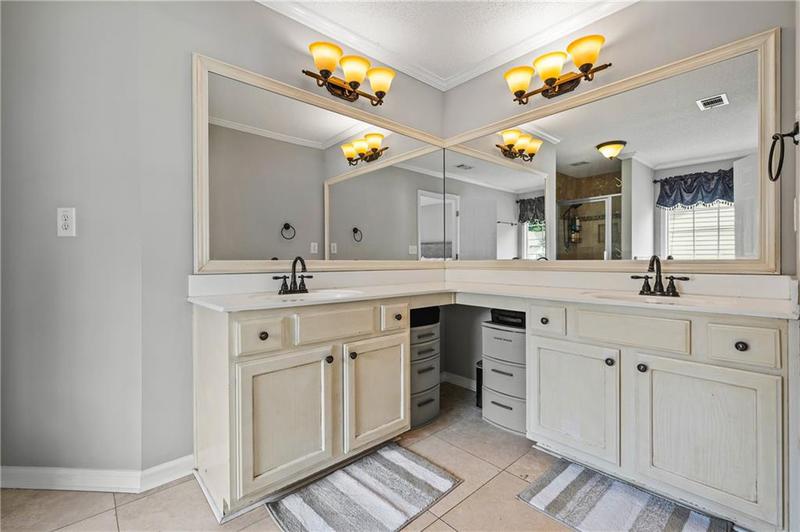 Image for property 186 Wallnut Hall Circle, Woodstock, GA 30189
