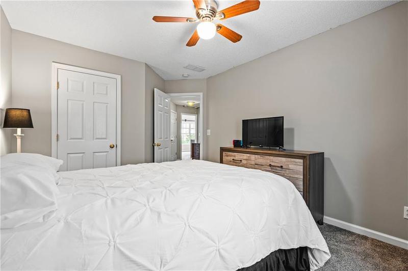 Image for property 186 Wallnut Hall Circle, Woodstock, GA 30189