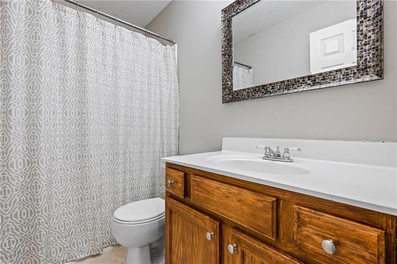 Image for property 186 Wallnut Hall Circle, Woodstock, GA 30189