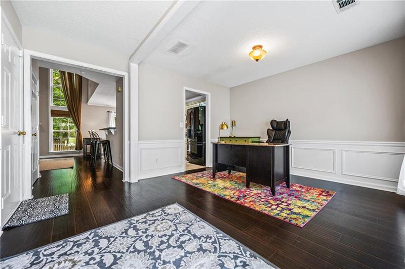 Image for property 186 Wallnut Hall Circle, Woodstock, GA 30189