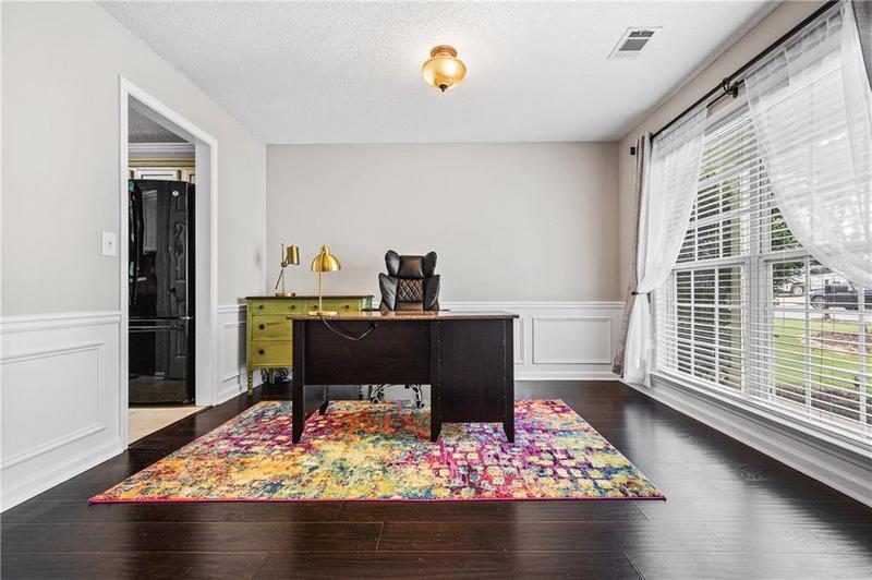 Image for property 186 Wallnut Hall Circle, Woodstock, GA 30189