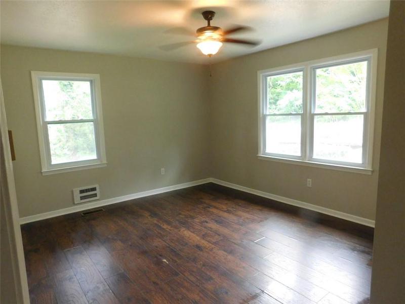Image for property 182 TROY Street, Commerce, GA 30529