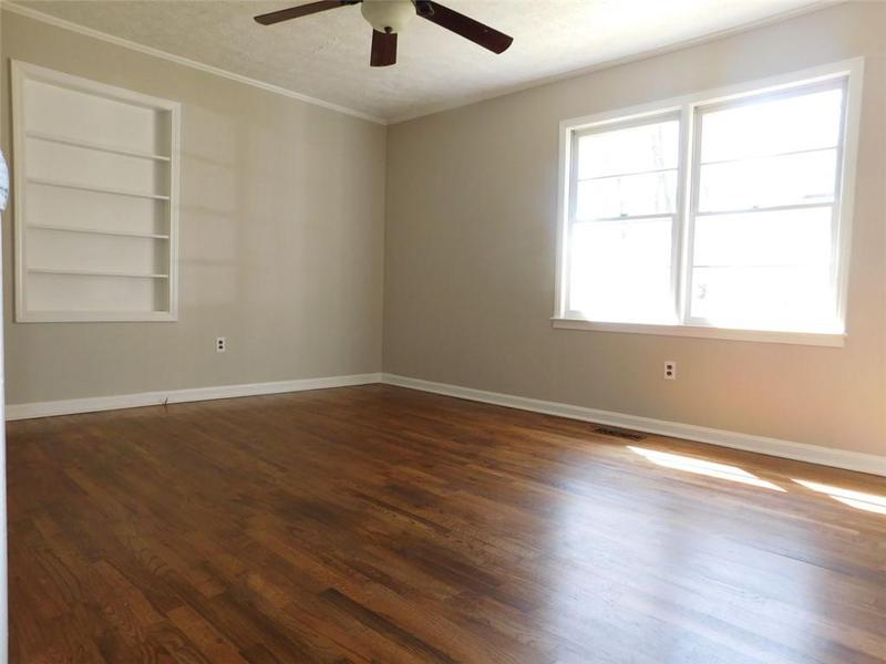 Image for property 182 TROY Street, Commerce, GA 30529