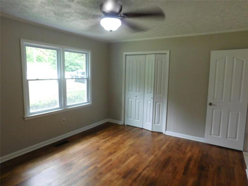 Image for property 182 TROY Street, Commerce, GA 30529