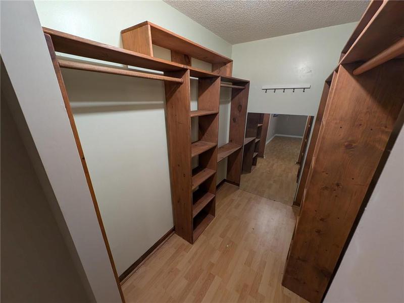 Image for property 842 Bonnie Glen Drive, Marietta, GA 30067