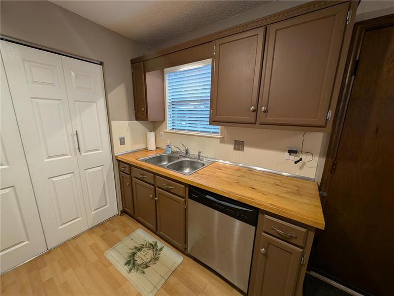 Image for property 842 Bonnie Glen Drive, Marietta, GA 30067