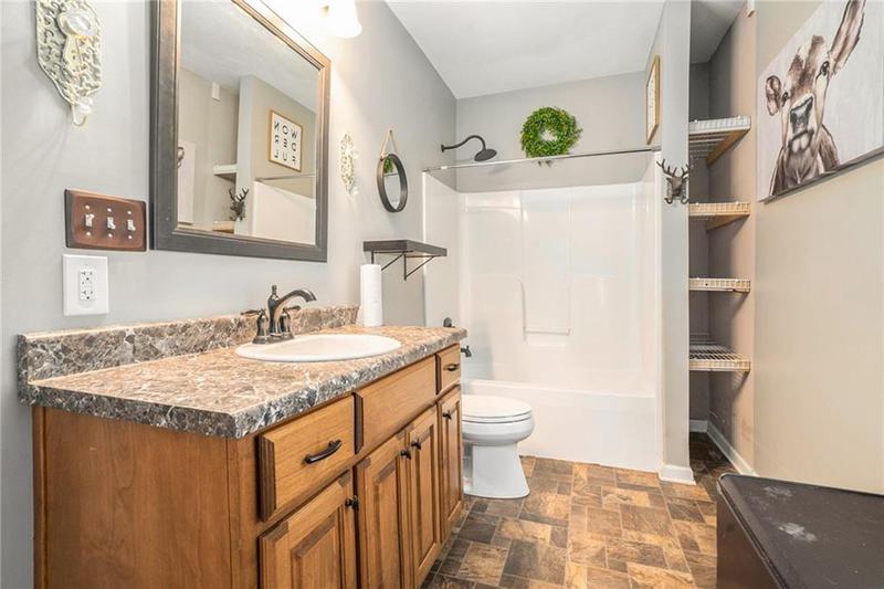 Image for property 55 WOLFSKIN Road, Arnoldsville, GA 30619