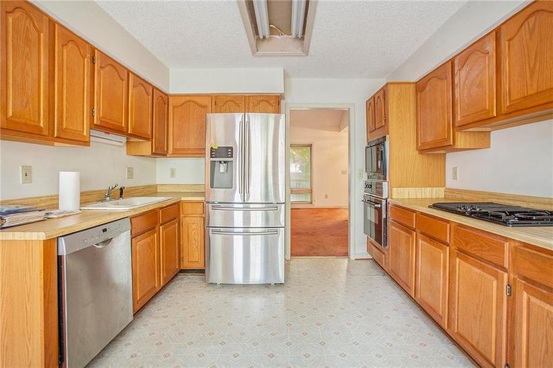 Image for property 175 Carriage Gate Drive, Sharpsburg, GA 30277