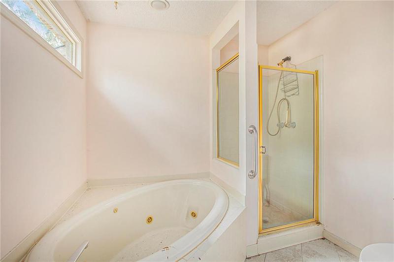 Image for property 175 Carriage Gate Drive, Sharpsburg, GA 30277