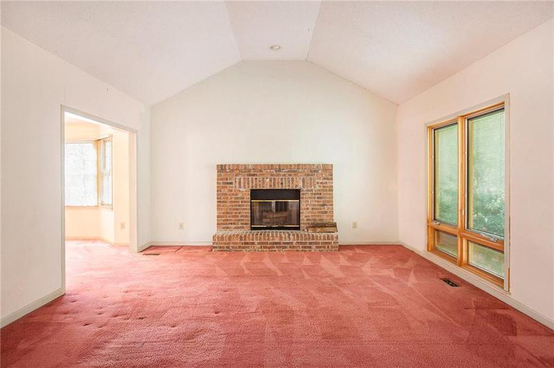 Image for property 175 Carriage Gate Drive, Sharpsburg, GA 30277