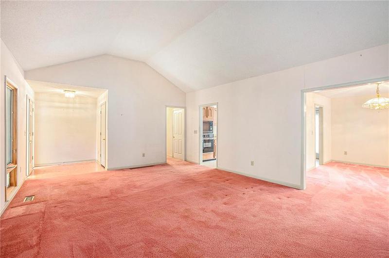 Image for property 175 Carriage Gate Drive, Sharpsburg, GA 30277