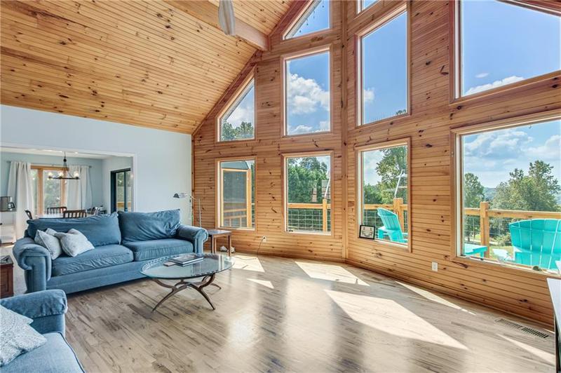 Image for property 518 Overlook Drive, Dawsonville, GA 30534