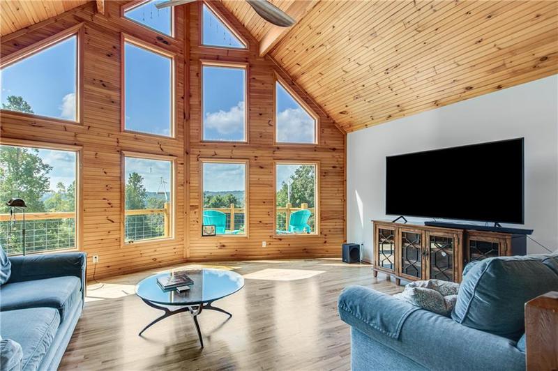 Image for property 518 Overlook Drive, Dawsonville, GA 30534