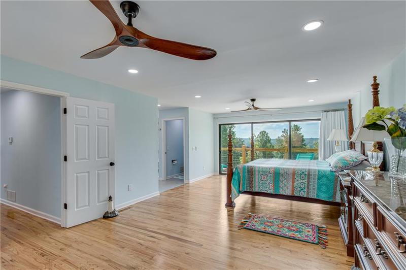 Image for property 518 Overlook Drive, Dawsonville, GA 30534