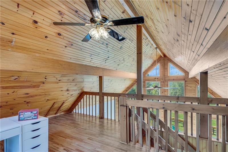Image for property 518 Overlook Drive, Dawsonville, GA 30534