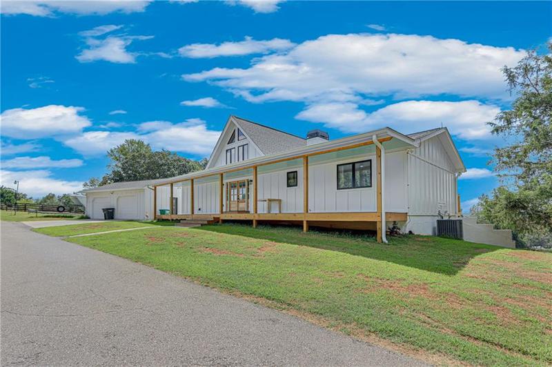 Image for property 518 Overlook Drive, Dawsonville, GA 30534