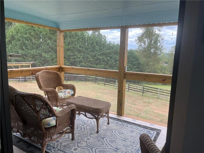 Image for property 518 Overlook Drive, Dawsonville, GA 30534