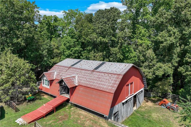 Image for property 518 Overlook Drive, Dawsonville, GA 30534