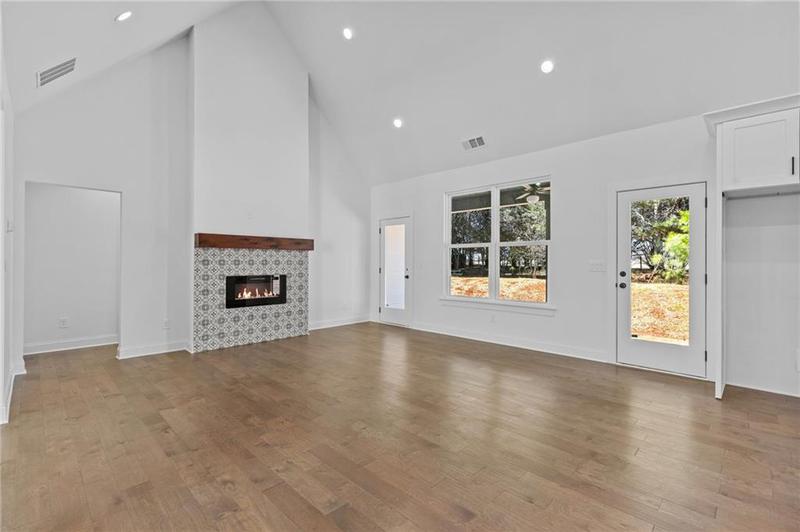 Image for property 61 Caden Lane, Athens, GA 30607