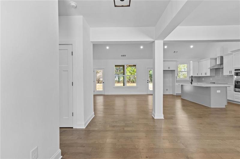 Image for property 61 Caden Lane, Athens, GA 30607