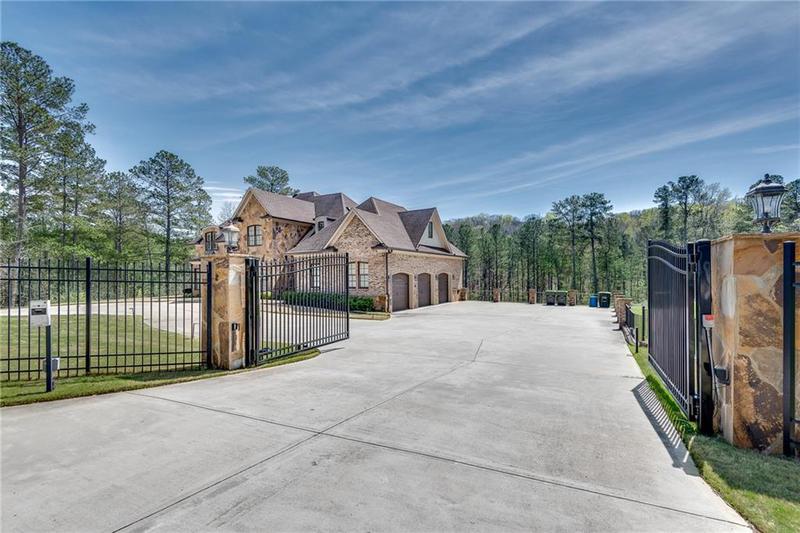 Image for property 187 Fontaine Road, Mableton, GA 30126