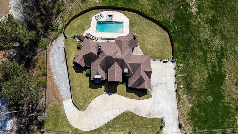 Image for property 187 Fontaine Road, Mableton, GA 30126