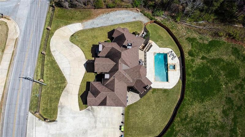 Image for property 187 Fontaine Road, Mableton, GA 30126