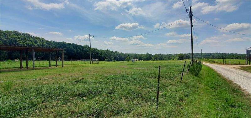 Image for property 2268 Horse Farm Road, Dewy Rose, GA 30634