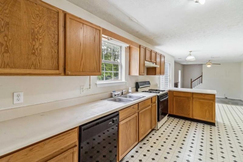 Image for property 4129 Flakes Mill Manor Lane, Ellenwood, GA 30294