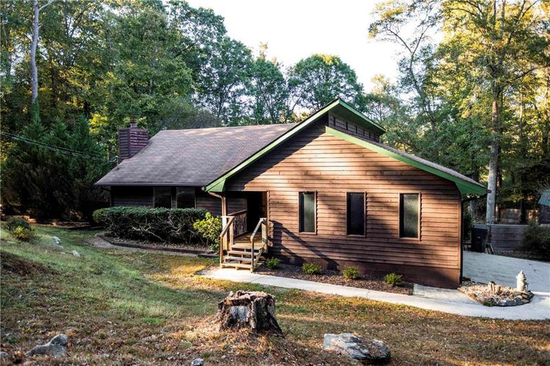 Image for property 2737 Westminister Lane, Conyers, GA 30012