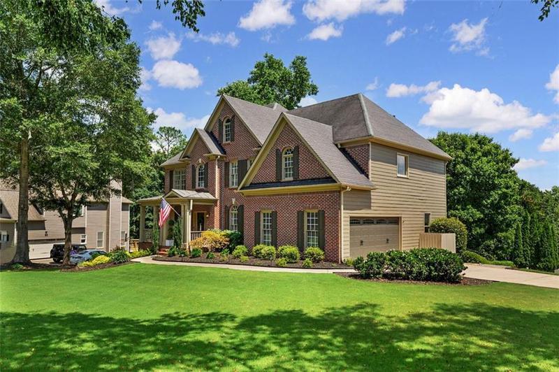 Image for property 825 River Trace Court, Suwanee, GA 30024