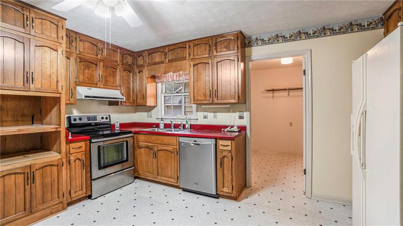 Image for property 2601 Round Ridge Road, Loganville, GA 30052