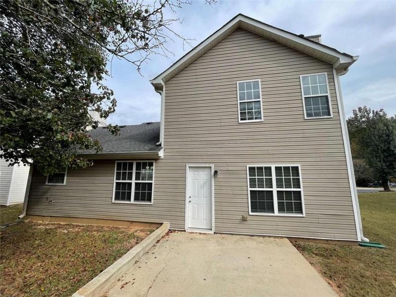 Image for property 3063 Stonebridge Creek Drive, Lithonia, GA 30058