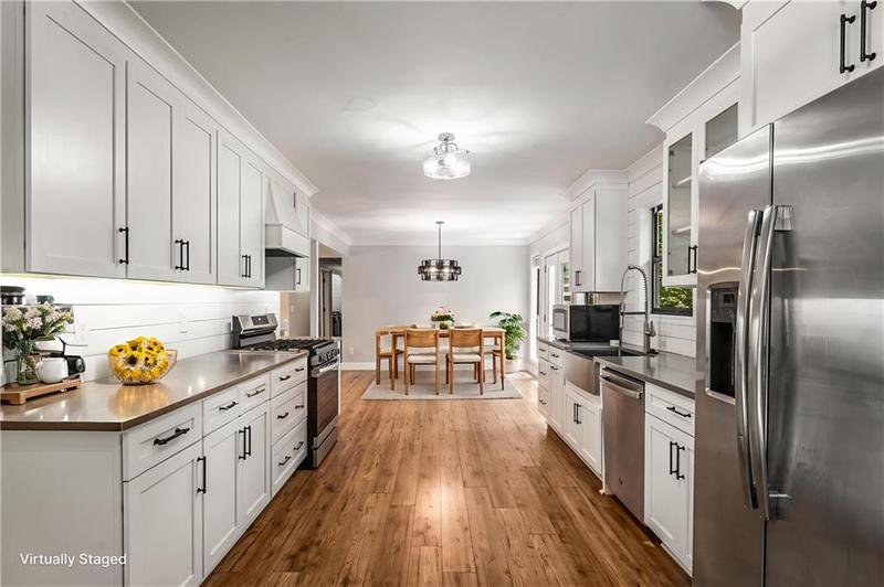 Image for property 330 Parsons Branch, Alpharetta, GA 30022