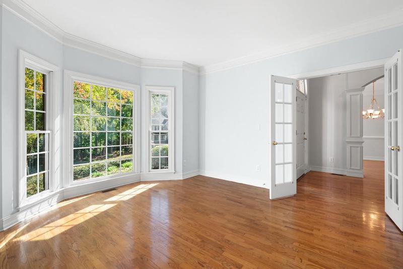 Image for property 929 Thousand Oaks Bend, Kennesaw, GA 30152