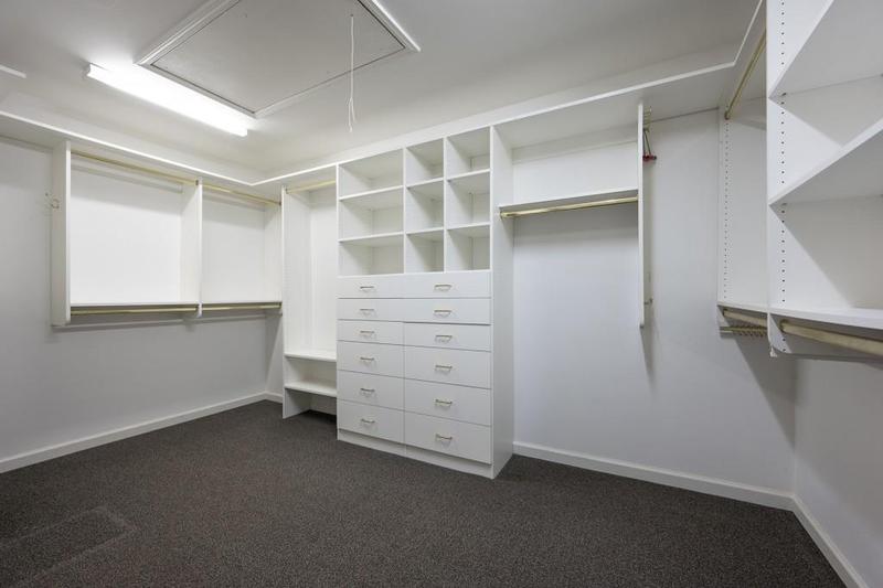 Image for property 929 Thousand Oaks Bend, Kennesaw, GA 30152