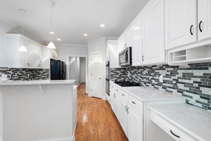 Image for property 929 Thousand Oaks Bend, Kennesaw, GA 30152