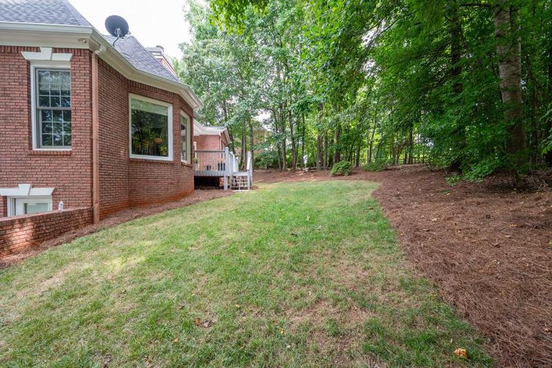 Image for property 929 Thousand Oaks Bend, Kennesaw, GA 30152