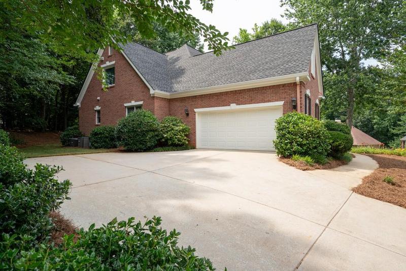 Image for property 929 Thousand Oaks Bend, Kennesaw, GA 30152