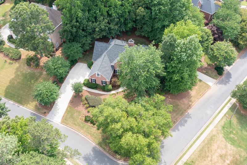 Image for property 929 Thousand Oaks Bend, Kennesaw, GA 30152