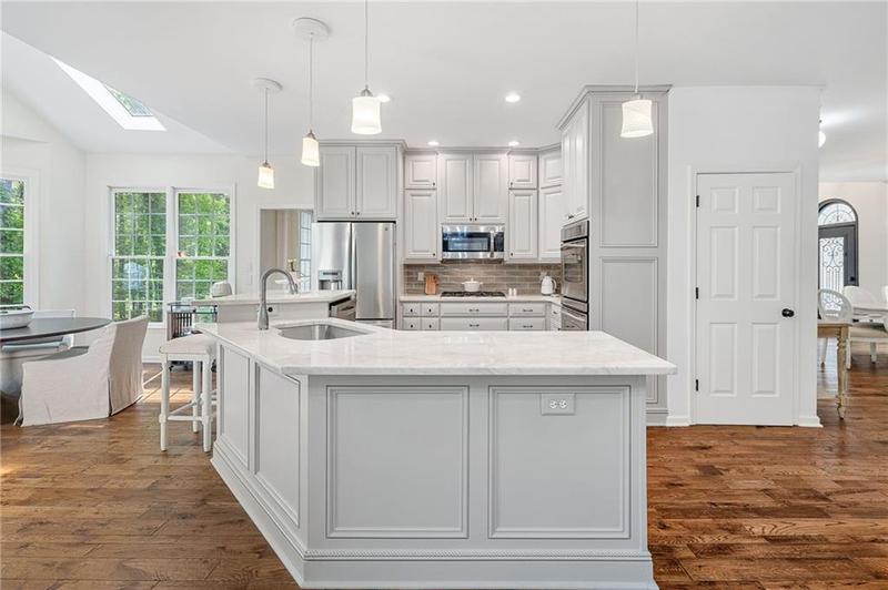 Image for property 150 Park Creek Drive, Alpharetta, GA 30005