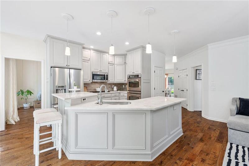 Image for property 150 Park Creek Drive, Alpharetta, GA 30005
