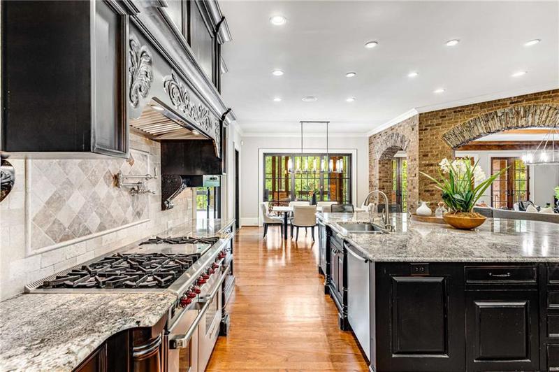 Image for property 56 Mount Paran Road, Atlanta, GA 30327