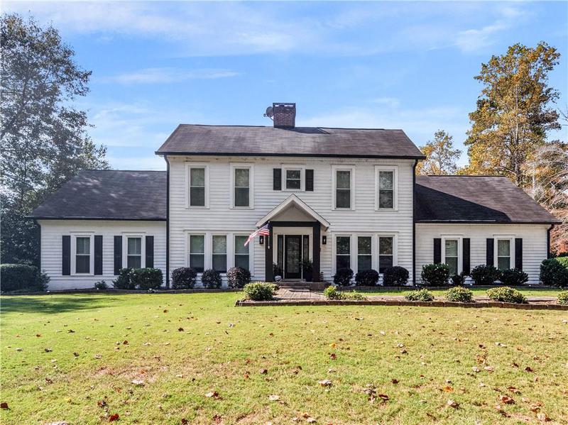 Image for property 8675 Lake Forest Drive, Jonesboro, GA 30236